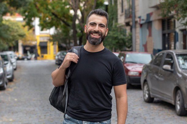 Pablo Colangelo es el argentino que vivirá tres meses a Grottole. Foto: Airbnb