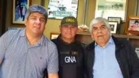 El comandante Saldaño junto a Hugo y Pablo Moyano El comandante Saldaño junto a Hugo y Pablo Moyano
