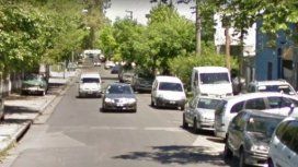 Quiso robarle a una policía y lo hirieron en los testículos Quiso robarle a una policía y lo hirieron en los testículos