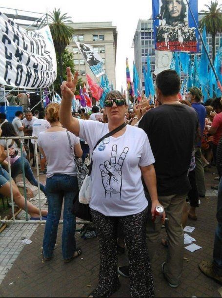 Alejandra milita en el peronismo y participa de todos los actos que puede<br>