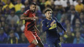 Lucho González y Mauro Zárate en el último dueño entre Boca y Paranaense Lucho González y Mauro Zárate en el último dueño entre Boca y Paranaense