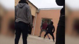 Santa Fe: un alumno sacó una faca durante una pelea en una escuela Santa Fe: un alumno sacó una faca durante una pelea en una escuela