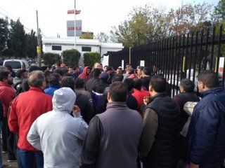 alijor cerro su planta, freno su produccion y no deja entrar a los trabajadores alijor cerro su planta, freno su produccion y no deja entrar a los trabajadores
