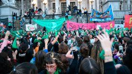 El Congreso quedó paralizado por las marchas del aborto legal y del cambio climático El Congreso quedó paralizado por las marchas del aborto legal y del cambio climático