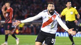 Lucas Pratto celebra su gol Lucas Pratto celebra su gol
