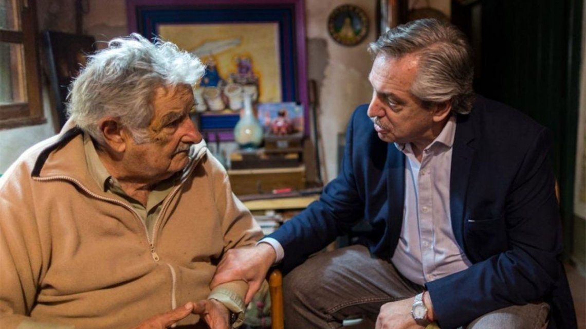 Alberto Fernández: Macri está con Bolsonaro, yo estoy con Mujica