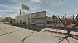Un supermercado de Mendoza cerró sus puertas tras 105 años Un supermercado de Mendoza cerró sus puertas tras 105 años