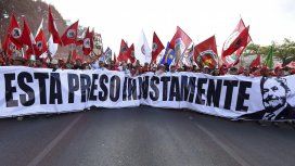 Una de las tantas marchas por Lula Da Silva Una de las tantas marchas por Lula Da Silva
