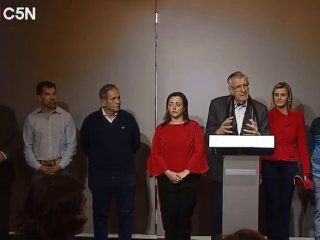 junto a massa, gioja dijo que hoy anuncia una alianza y convoco a la ucr a sumarse junto a massa, gioja dijo que hoy anuncia una alianza y convoco a la ucr a sumarse