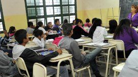 Instituyeron la Promesa de Lealtad a la Constitución Nacional en los colegios secundarios Instituyeron la Promesa de Lealtad a la Constitución Nacional en los colegios secundarios