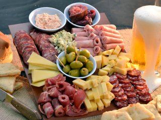 ¿cuanto cuesta comer una picada en un lugar turistico en temporada alta? ¿cuanto cuesta comer una picada en un lugar turistico en temporada alta?
