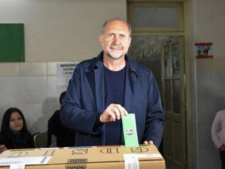 omar perotti gobernador: se impuso ante bonfatti y el peronismo recupero santa fe omar perotti gobernador: se impuso ante bonfatti y el peronismo recupero santa fe