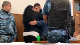 Una madre perdonó y abrazó al acusado de matar a su hijo durante el juicio oral Una madre perdonó y abrazó al acusado de matar a su hijo durante el juicio oral