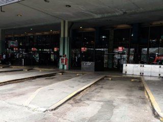 caos en retiro: piquete de vecinos de la villa 31 bis en el acceso a la terminal de omnibus caos en retiro: piquete de vecinos de la villa 31 bis en el acceso a la terminal de omnibus