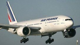 Amenaza de bomba en un avión de Air France antes de su despegue en Ezeiza Amenaza de bomba en un avión de Air France antes de su despegue en Ezeiza