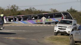Imputarán al chofer del micro que volcó en Tucumán y podría quedar detenido Imputarán al chofer del micro que volcó en Tucumán y podría quedar detenido