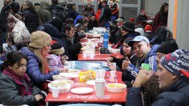 River vuelve a abrir el Monumental para recibir donaciones en otra noche fría en Buenos Aires River vuelve a abrir el Monumental para recibir donaciones en otra noche fría en Buenos Aires