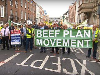 miles de ganaderos irlandeses marcharon contra el acuerdo entre union europea y mercosur miles de ganaderos irlandeses marcharon contra el acuerdo entre union europea y mercosur