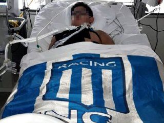 enzo cumplira su sueno: quedo huerfano, esta internado y lo visitaran sus idolos de racing enzo cumplira su sueno: quedo huerfano, esta internado y lo visitaran sus idolos de racing