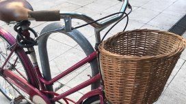 Así robaron una bicicleta a metros de una de las avenidas más transitadas de la Ciudad Así robaron una bicicleta a metros de una de las avenidas más transitadas de la Ciudad