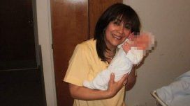 Encuentran muerta y semidesnuda a una ginecóloga en el patio de su casa Encuentran muerta y semidesnuda a una ginecóloga en el patio de su casa