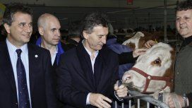 Macri le devuelve el rango de ministerio a Agroindustria Macri le devuelve el rango de ministerio a Agroindustria