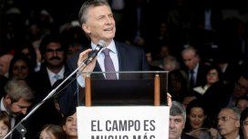 Macri inauguró La Rural con clima de acto de campaña: El campo argentino genera trabajo de calidad Macri inauguró La Rural con clima de acto de campaña: El campo argentino genera trabajo de calidad