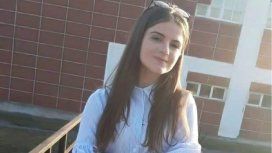 Los desesperados pedidos de auxilio de una adolescente antes de ser asesinada Los desesperados pedidos de auxilio de una adolescente antes de ser asesinada
