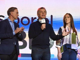 papelon del gobierno: macri admitio la derrota y mando a dormir a los argentinos papelon del gobierno: macri admitio la derrota y mando a dormir a los argentinos