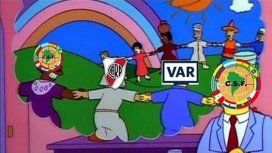 Tras el penal para River a través del VAR Tras el penal para River a través del VAR