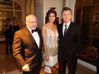 Crivelli, junto a Macri y Juliana Awada en un evento Crivelli, junto a Macri y Juliana Awada en un evento