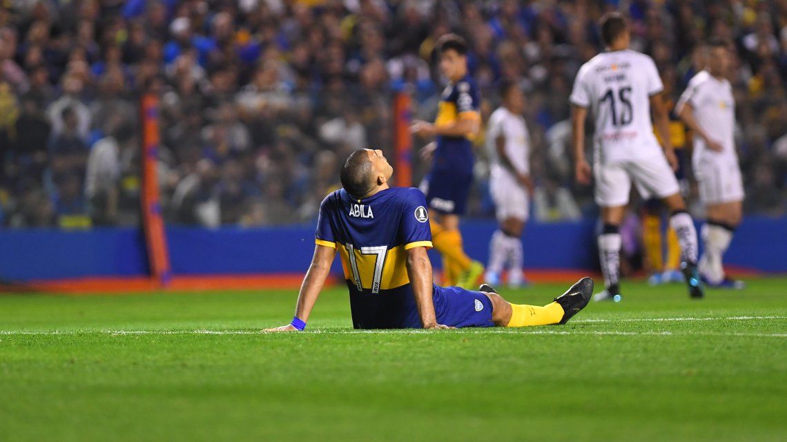 Wanchope Ábila se lamenta