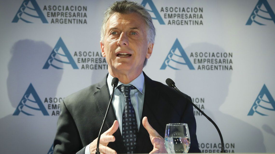 Macri enumeró ante empresarios logros que nunca alcanzó