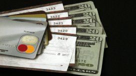 Cepo: el Banco Central aclaró qué ocurre con los gastos por encima de us$10.000 con tarjeta de crédito Cepo: el Banco Central aclaró qué ocurre con los gastos por encima de us$10.000 con tarjeta de crédito