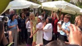 Ivanka Trump, a puro baile en el final de su viaje por Paraguay Ivanka Trump, a puro baile en el final de su viaje por Paraguay