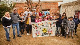 Braian, acompañado por Paula Pareto en el merendero Los Pepitos, su nuevo proyecto social Braian, acompañado por Paula Pareto en el merendero Los Pepitos, su nuevo proyecto social
