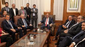Alberto Fernández, Miguel Acevedo, Héctor Daer, Juan Manzur, Oscar Herrera Ahuad y Sergio Massa Alberto Fernández, Miguel Acevedo, Héctor Daer, Juan Manzur, Oscar Herrera Ahuad y Sergio Massa
