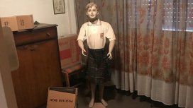 Pornografía infantil y un maniquí vestido de colegiala: mandó a arreglar su PC y lo detuvieron Pornografía infantil y un maniquí vestido de colegiala: mandó a arreglar su PC y lo detuvieron