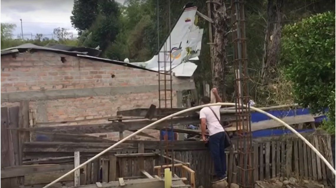 Una avioneta cayó en Colombia y hay al menos siete muertos Una avioneta cayó en Colombia y hay al menos siete muertos