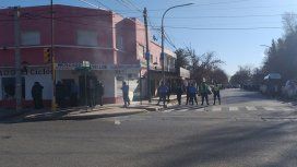 Incidentes en Plottier: atacaron el comercio de un supuesto sospechoso por el femicidio de Cielo López Incidentes en Plottier: atacaron el comercio de un supuesto sospechoso por el femicidio de Cielo López
