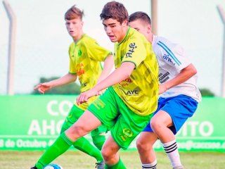 dolor en el futbol uruguayo: desconectaron a agustin martinez, el juvenil de boston river que se infarto durante un partido dolor en el futbol uruguayo: desconectaron a agustin martinez, el juvenil de boston river que se infarto durante un partido