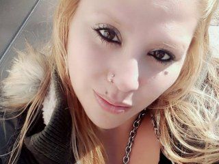 Ariana tenía 30 años y vivía con sus padres y su hija en Villa Tesei: su papá la asesinó Ariana tenía 30 años y vivía con sus padres y su hija en Villa Tesei: su papá la asesinó