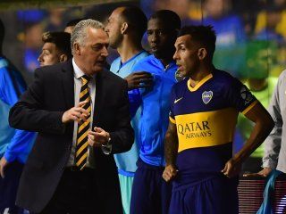 Gustavo Alfaro y Carlos Tevez Gustavo Alfaro y Carlos Tevez