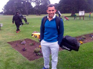 para relajarse antes del superclasico, tevez viajo a mar del plata a jugar al golf para relajarse antes del superclasico, tevez viajo a mar del plata a jugar al golf