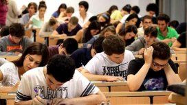 Macri prometió premios para los estudiantes de las becas Progresar Macri prometió premios para los estudiantes de las becas Progresar