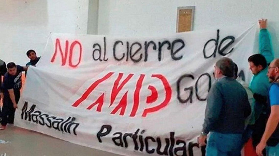 La tabacalera Massalin Particulares cerró su planta en Goya y despidió a 220 trabajadores
