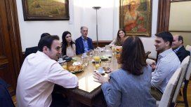 Los trabajadores tuvieron la posibilidad de desayunar con el entonces vice 1° de la Legislatura, Francisco Quintana Los trabajadores tuvieron la posibilidad de desayunar con el entonces vice 1° de la Legislatura, Francisco Quintana