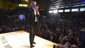 Con las inversiones en Argentina como tema Con las inversiones en Argentina como tema