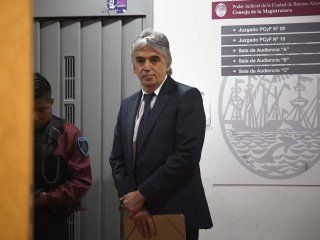 Ricardo Russo está acusado de producir y distribuir pornografía infantil Ricardo Russo está acusado de producir y distribuir pornografía infantil