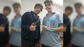 Alumnos de una escuela de El Palomar le apuntaron por la espalda a un docente Alumnos de una escuela de El Palomar le apuntaron por la espalda a un docente